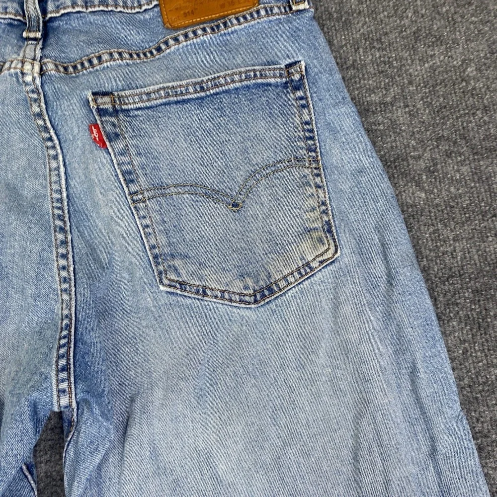 Levis Premium 514 Straight Fit Light Wash Blue Denim Jeans Mens 36x32
